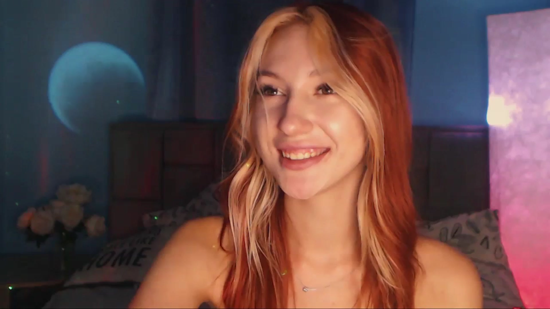 Gallery image thumbnail from LovelyGin's myfreecams stream on, 10/25/2023, 17:04 image 12 of 20