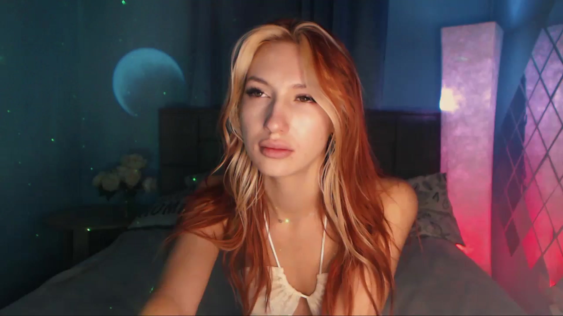Gallery image thumbnail from LovelyGin's myfreecams stream on, 10/25/2023, 17:04 image 18 of 20