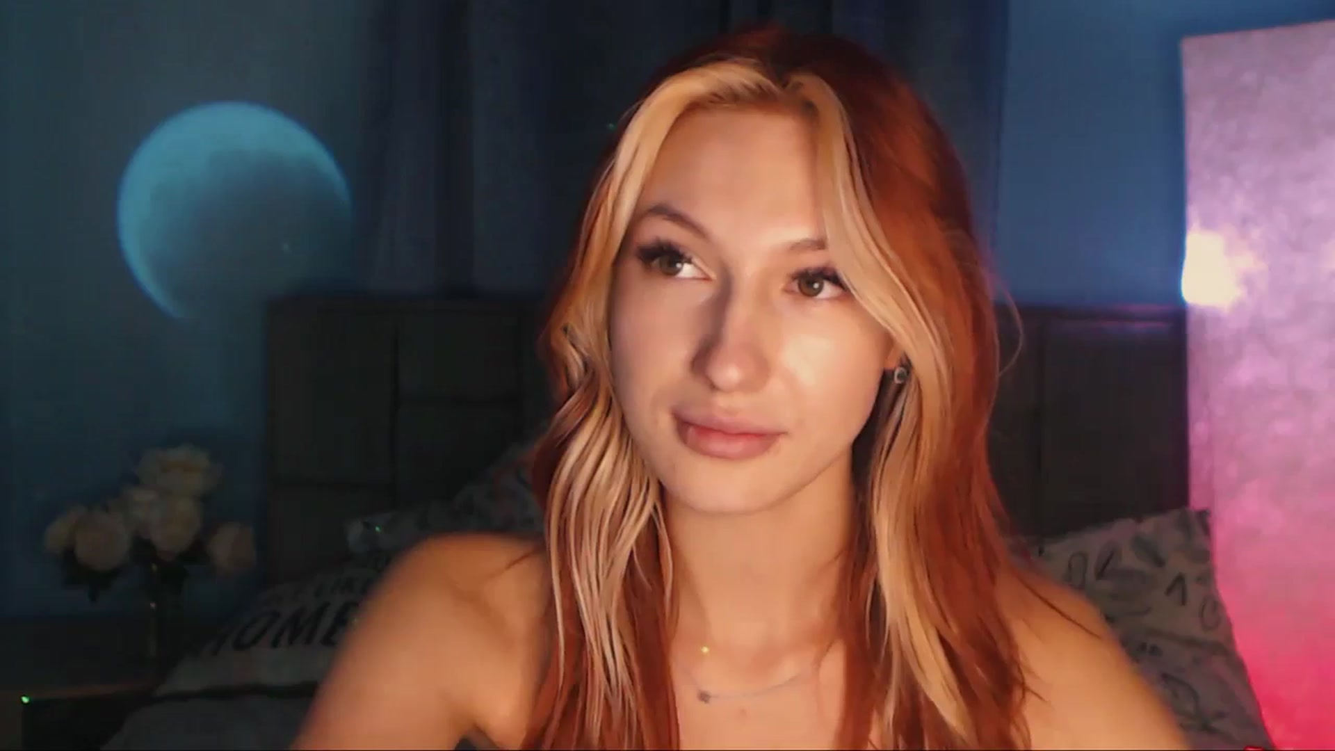 Gallery image thumbnail from LovelyGin's myfreecams stream on, 10/25/2023, 17:04 image 15 of 20