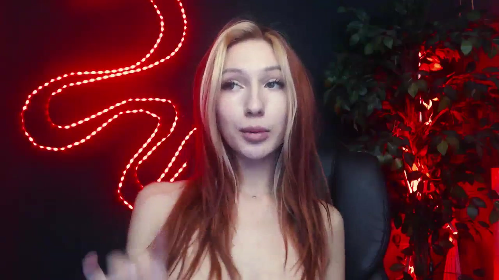 Gallery image thumbnail from LovelyGin's myfreecams stream on, 10/26/2023, 17:12 image 20 of 20