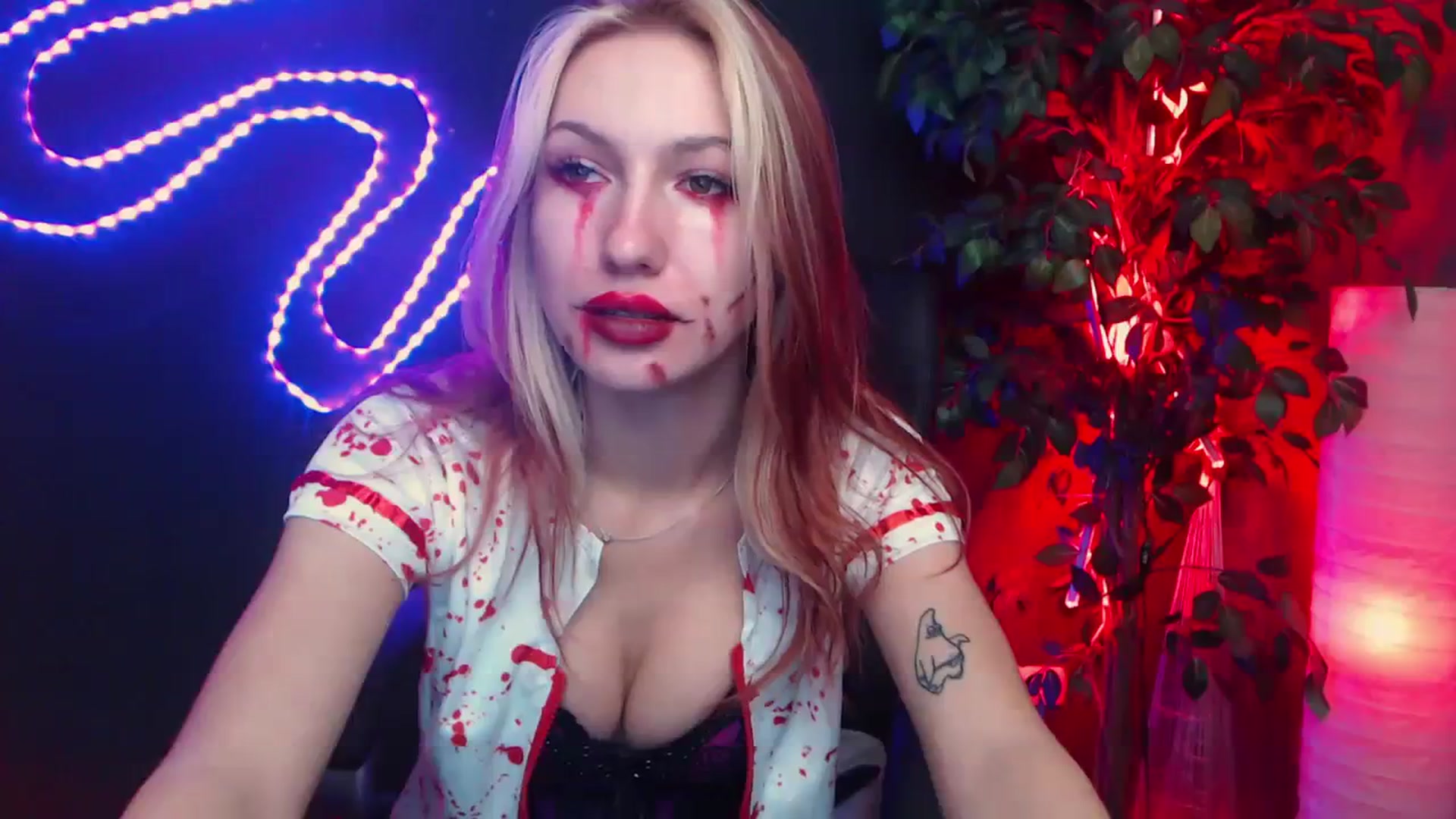 Gallery image thumbnail from LovelyGin's myfreecams stream on, 10/30/2023, 14:45 image 18 of 20