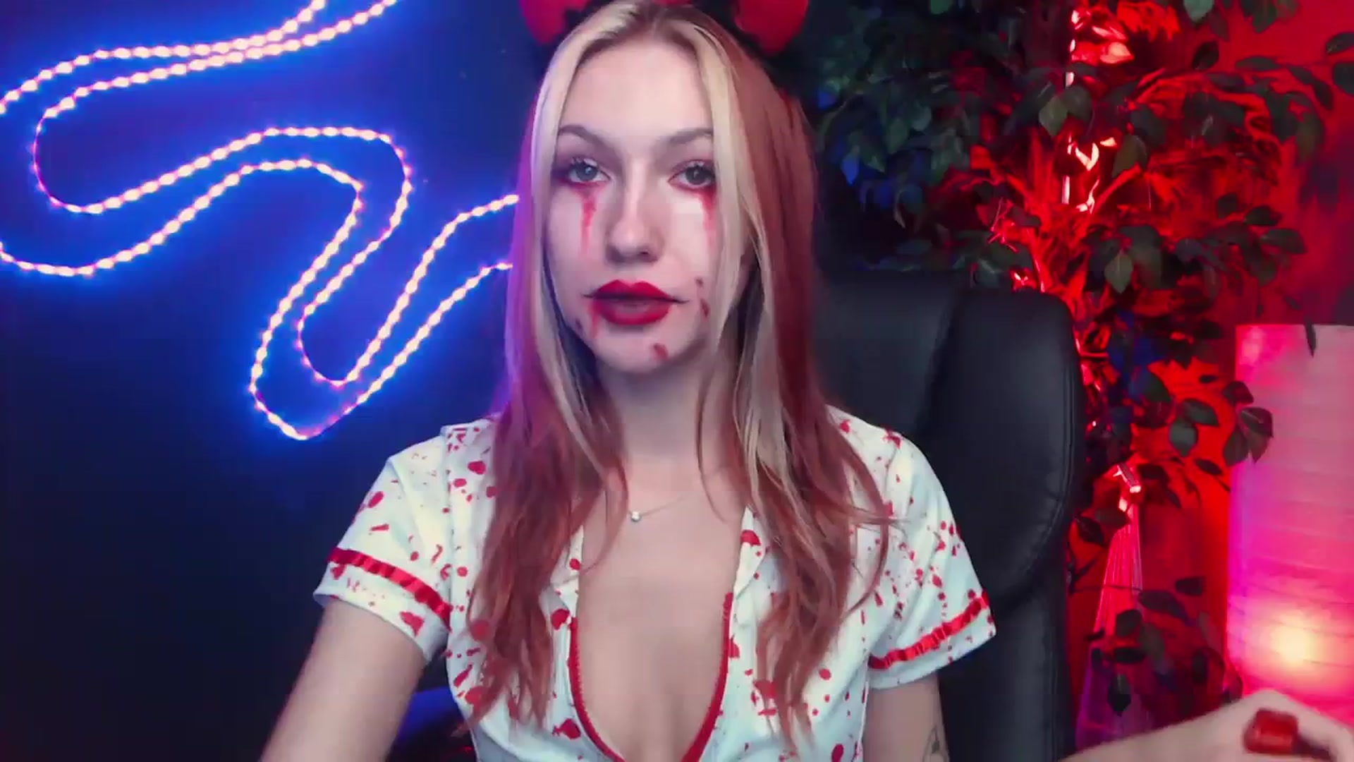 Gallery image thumbnail from LovelyGin's myfreecams stream on, 10/30/2023, 14:45 image 8 of 20