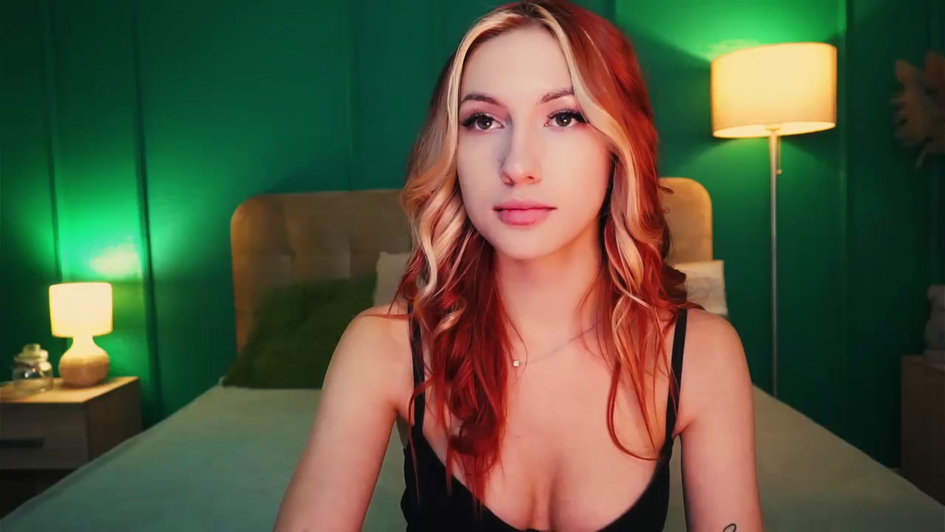 Gallery image thumbnail from LovelyGin's myfreecams stream on, 11/02/2023, 16:15 image 8 of 20
