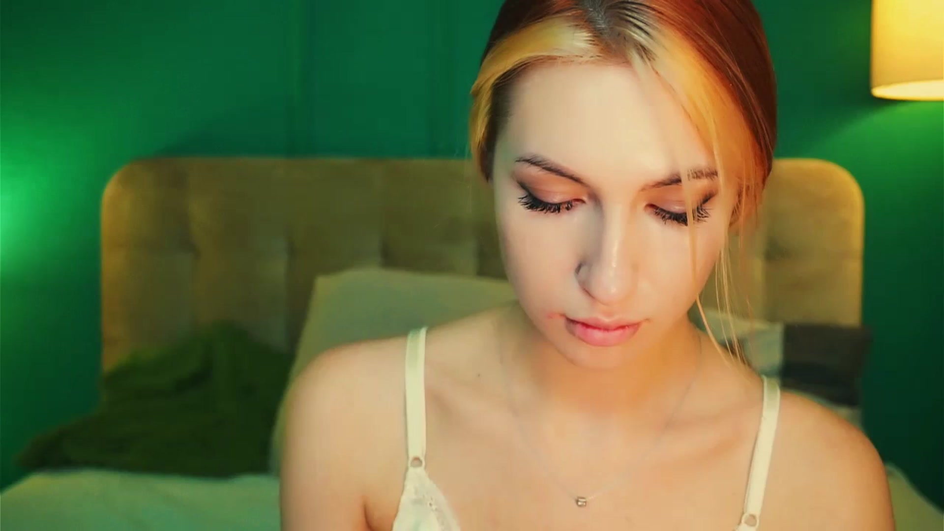 Gallery image thumbnail from LovelyGin's myfreecams stream on, 11/03/2023, 15:47 image 2 of 20