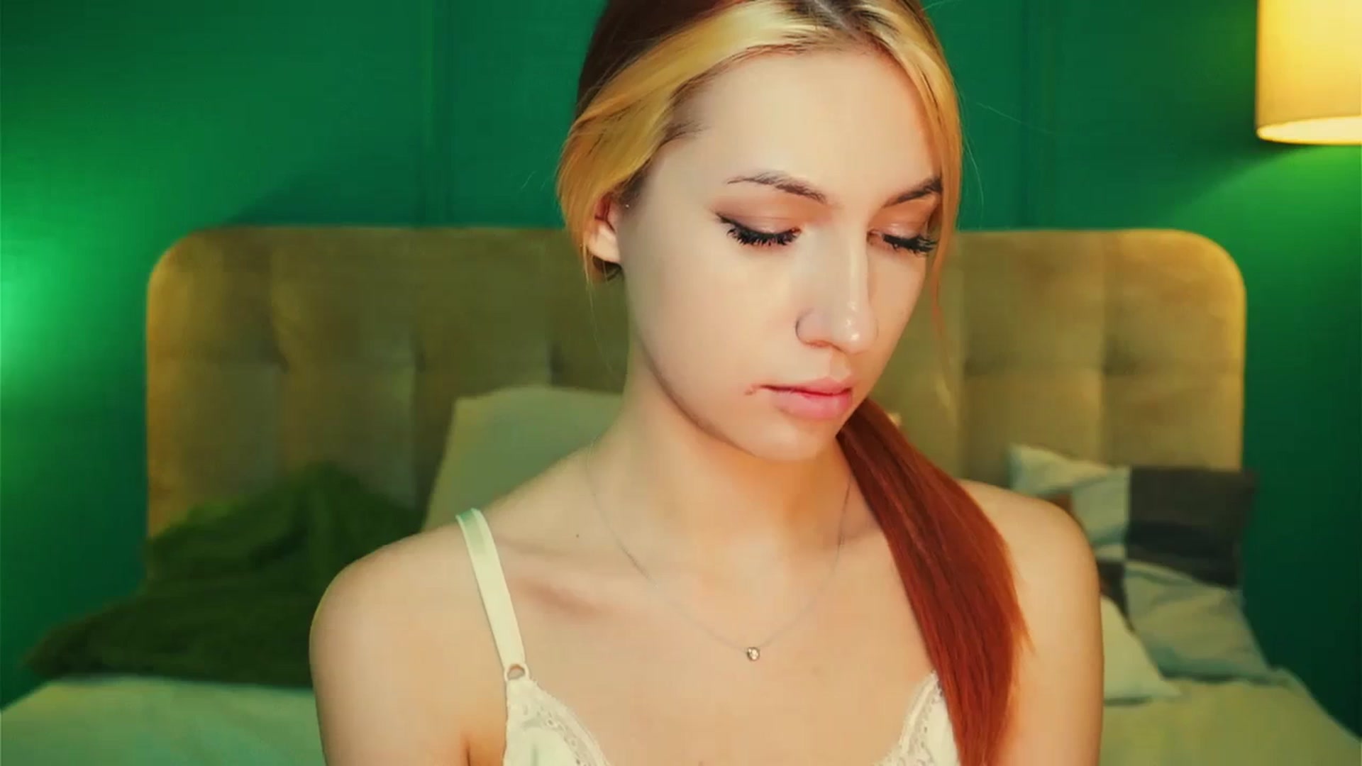 Gallery image thumbnail from LovelyGin's myfreecams stream on, 11/03/2023, 15:47 image 4 of 20