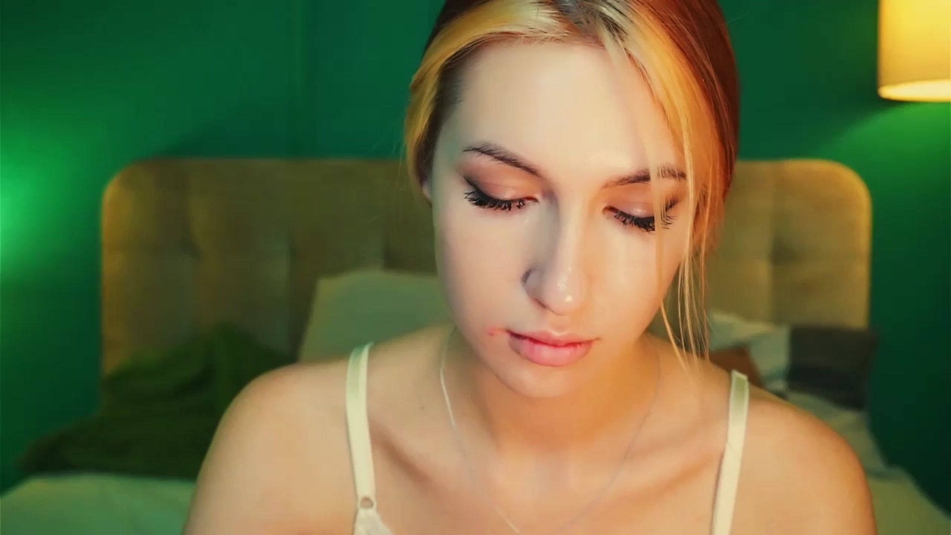 Gallery image thumbnail from LovelyGin's myfreecams stream on, 11/03/2023, 15:47 image 1 of 20