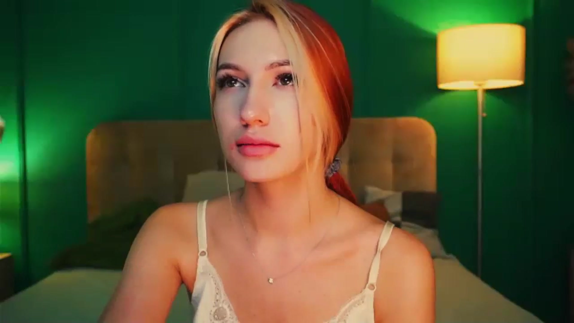 Gallery image thumbnail from LovelyGin's myfreecams stream on, 11/03/2023, 17:07 image 11 of 20
