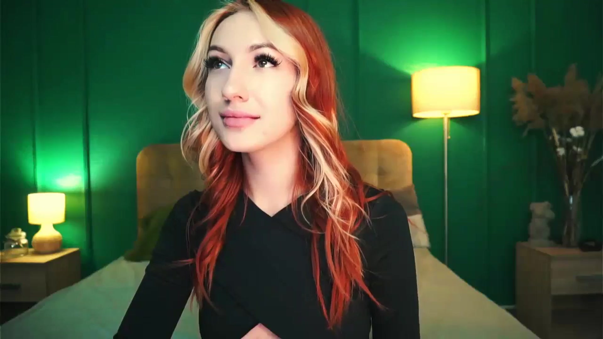 Gallery image thumbnail from LovelyGin's myfreecams stream on, 11/06/2023, 14:15 image 2 of 20