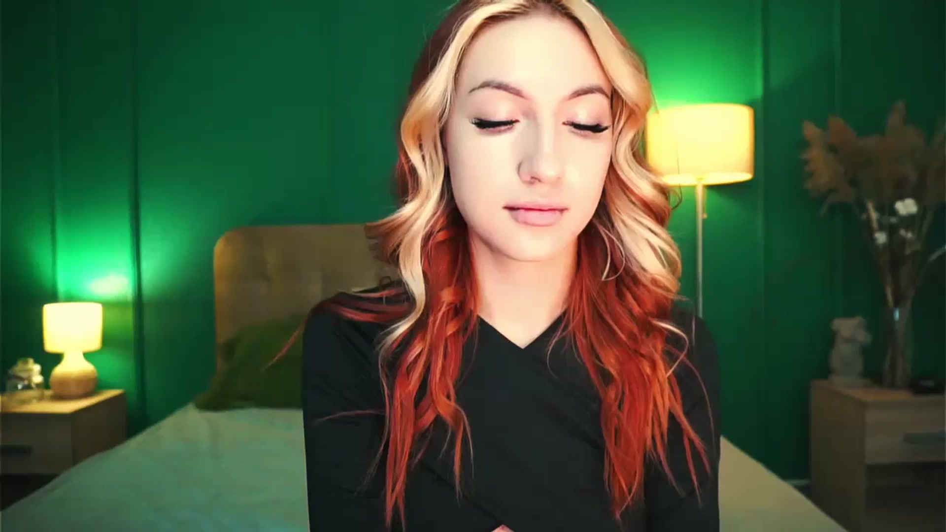 Gallery image thumbnail from LovelyGin's myfreecams stream on, 11/06/2023, 14:15 image 8 of 20