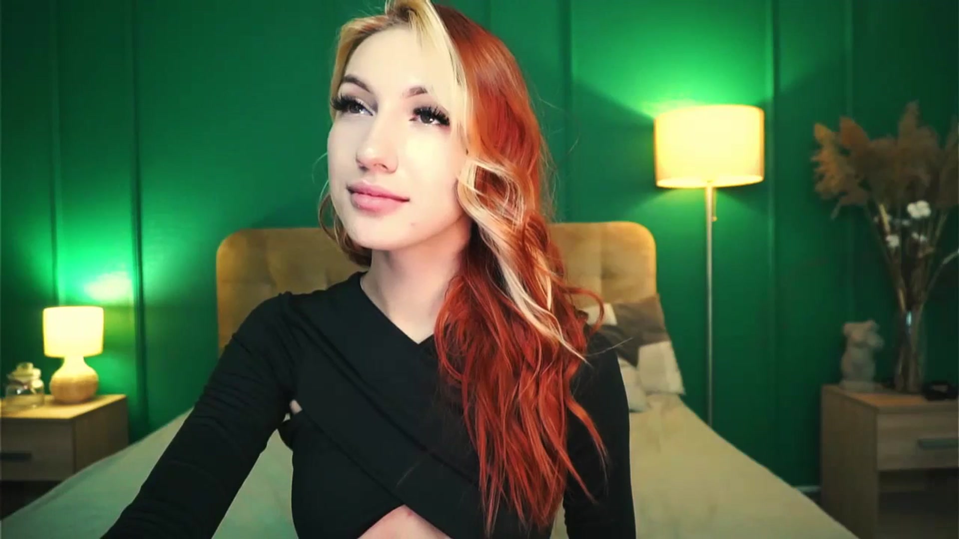 Gallery image thumbnail from LovelyGin's myfreecams stream on, 11/06/2023, 15:02 image 18 of 20