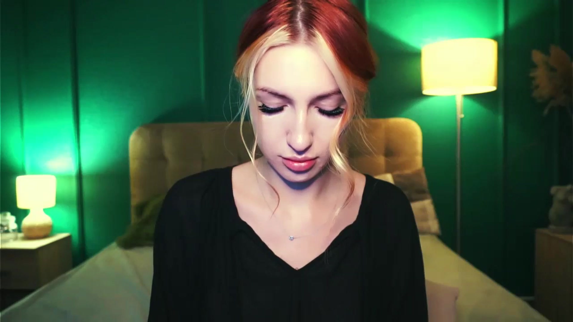 Gallery image thumbnail from LovelyGin's myfreecams stream on, 11/06/2023, 19:45 image 11 of 20