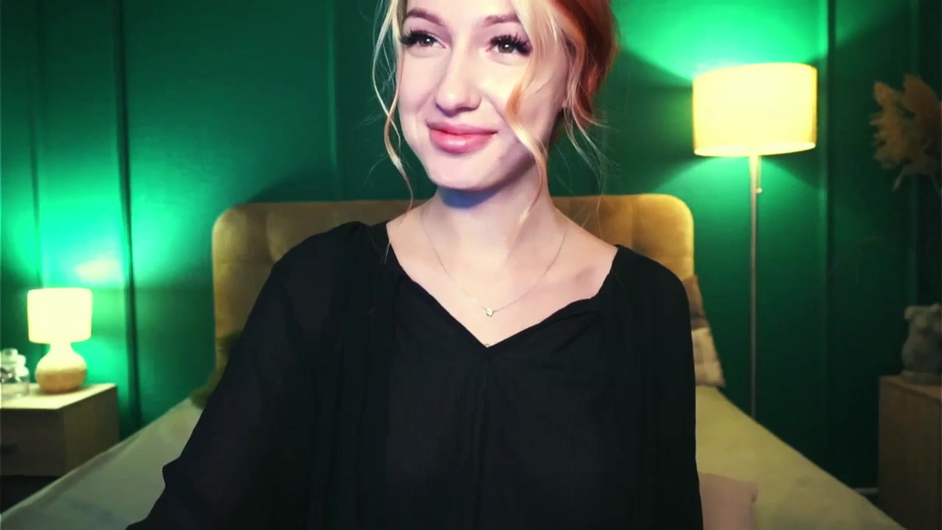 Gallery image thumbnail from LovelyGin's myfreecams stream on, 11/06/2023, 19:45 image 20 of 20