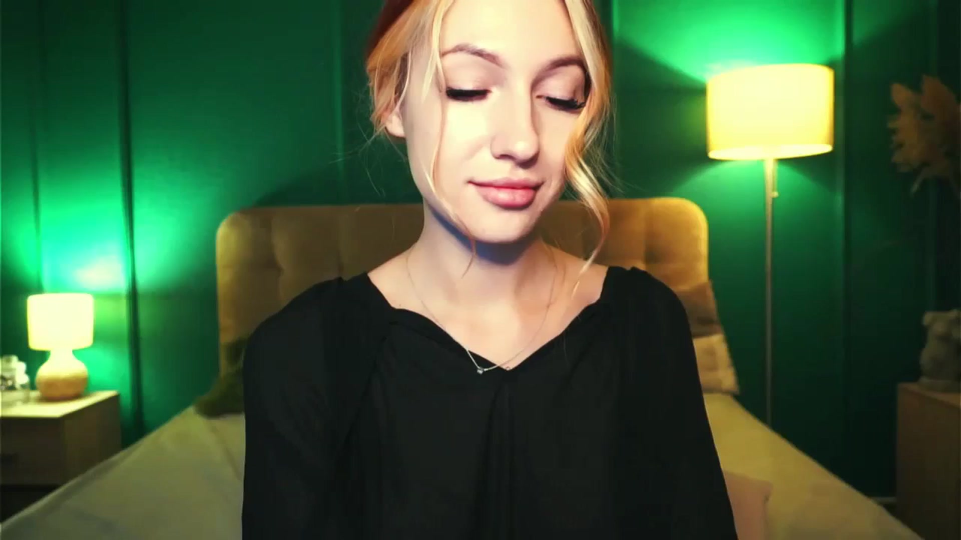Gallery image thumbnail from LovelyGin's myfreecams stream on, 11/06/2023, 19:45 image 9 of 20
