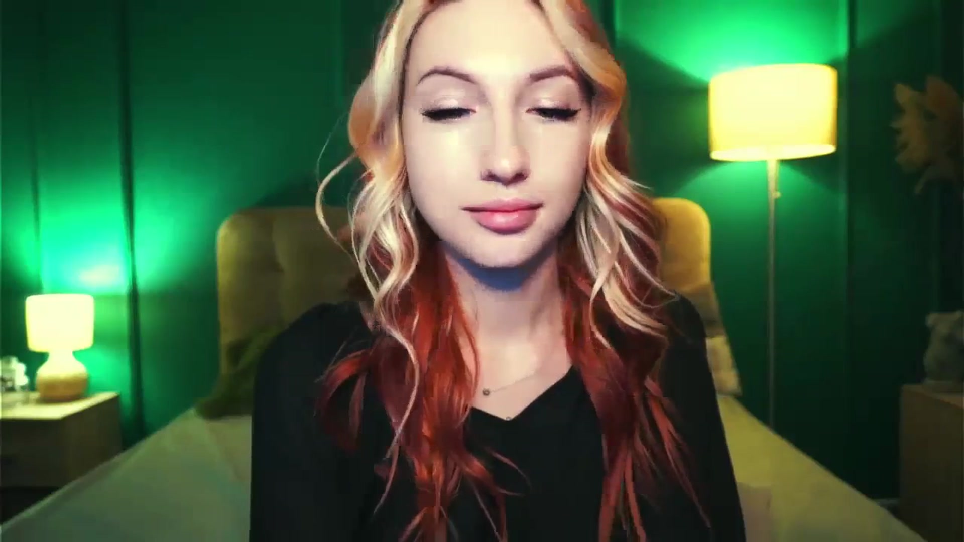 Gallery image thumbnail from LovelyGin's myfreecams stream on, 11/06/2023, 19:45 image 7 of 20