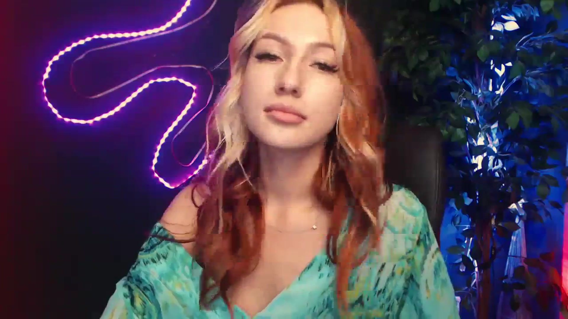 Gallery image thumbnail from LovelyGin's myfreecams stream on, 11/08/2023, 14:35 image 2 of 20