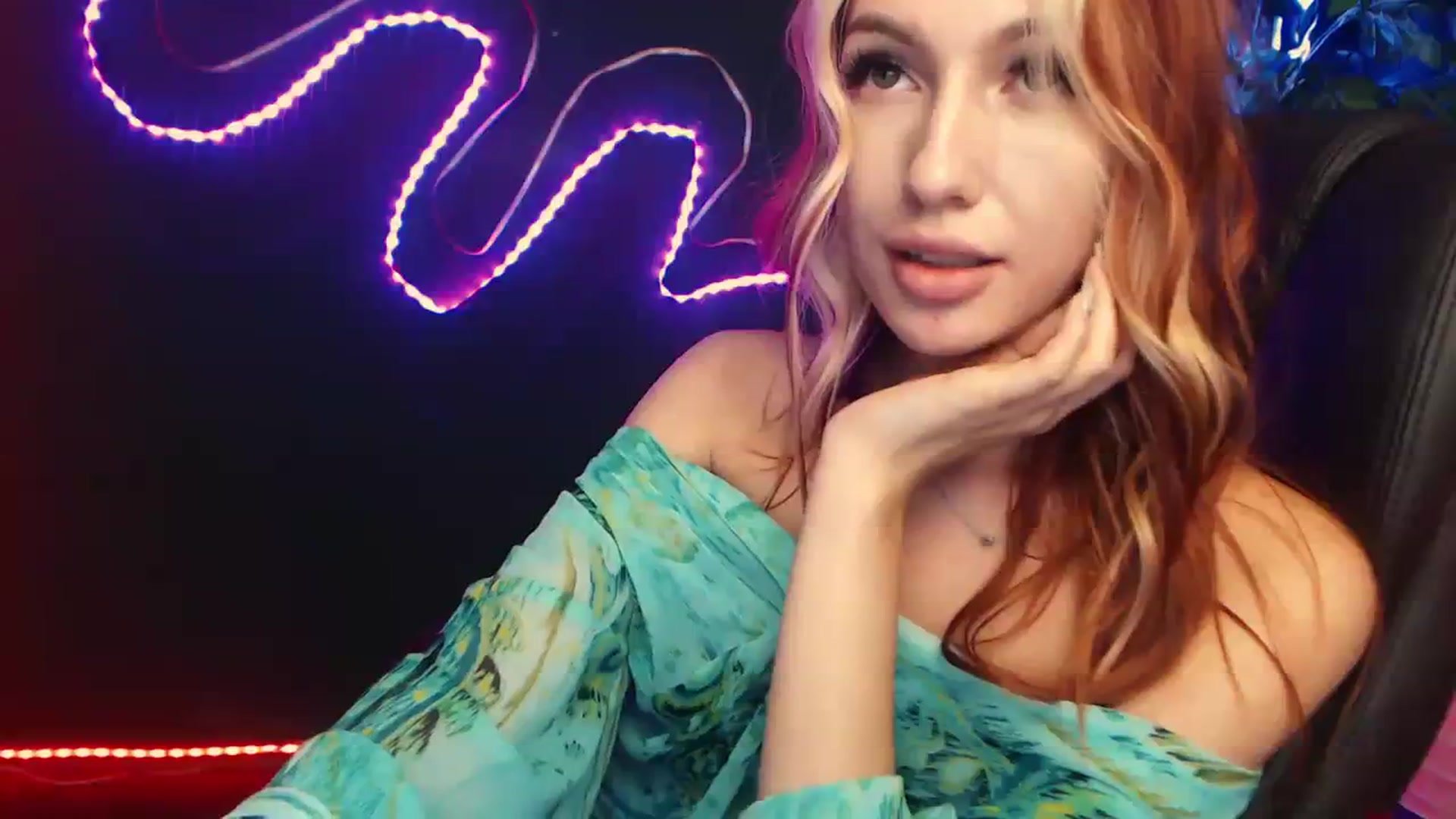 Gallery image thumbnail from LovelyGin's myfreecams stream on, 11/08/2023, 15:53 image 8 of 20