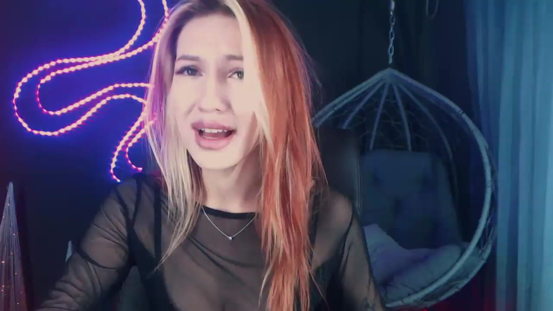 Gallery image thumbnail from LovelyGin's myfreecams stream on, 12/01/2023, 17:50 image 1 of 20