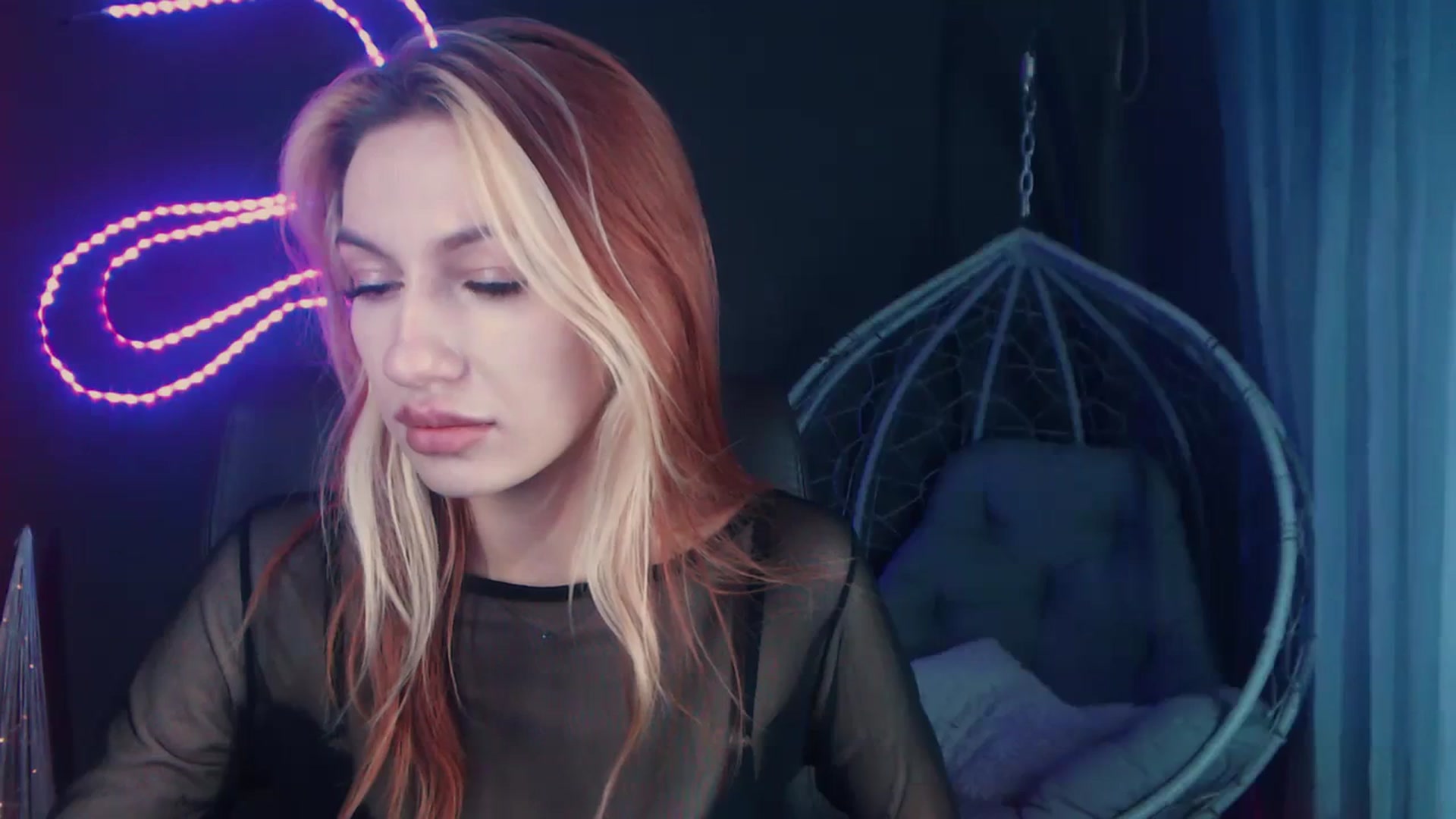 Gallery image thumbnail from LovelyGin's myfreecams stream on, 12/01/2023, 17:50 image 2 of 20