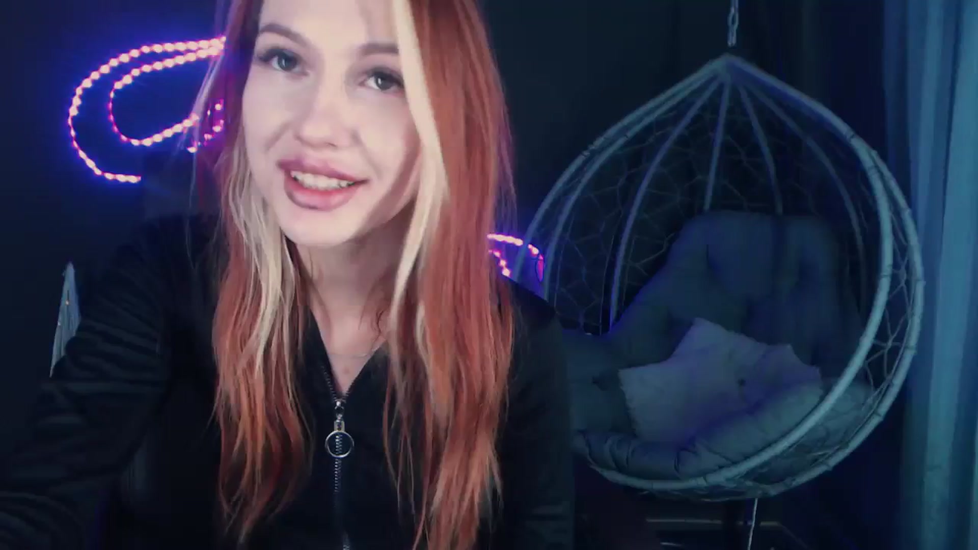 Gallery image thumbnail from LovelyGin's myfreecams stream on, 12/01/2023, 20:34 image 9 of 20