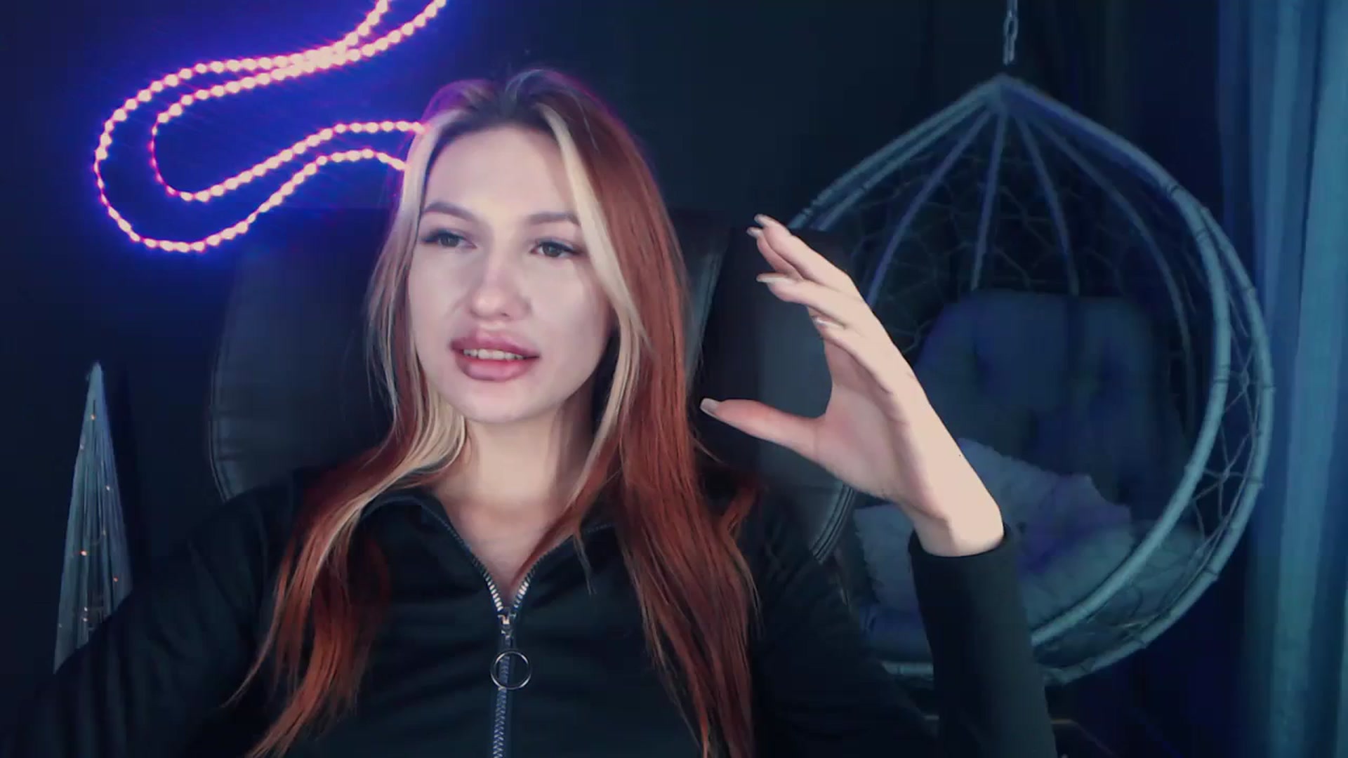 Gallery image thumbnail from LovelyGin's myfreecams stream on, 12/01/2023, 20:34 image 1 of 20