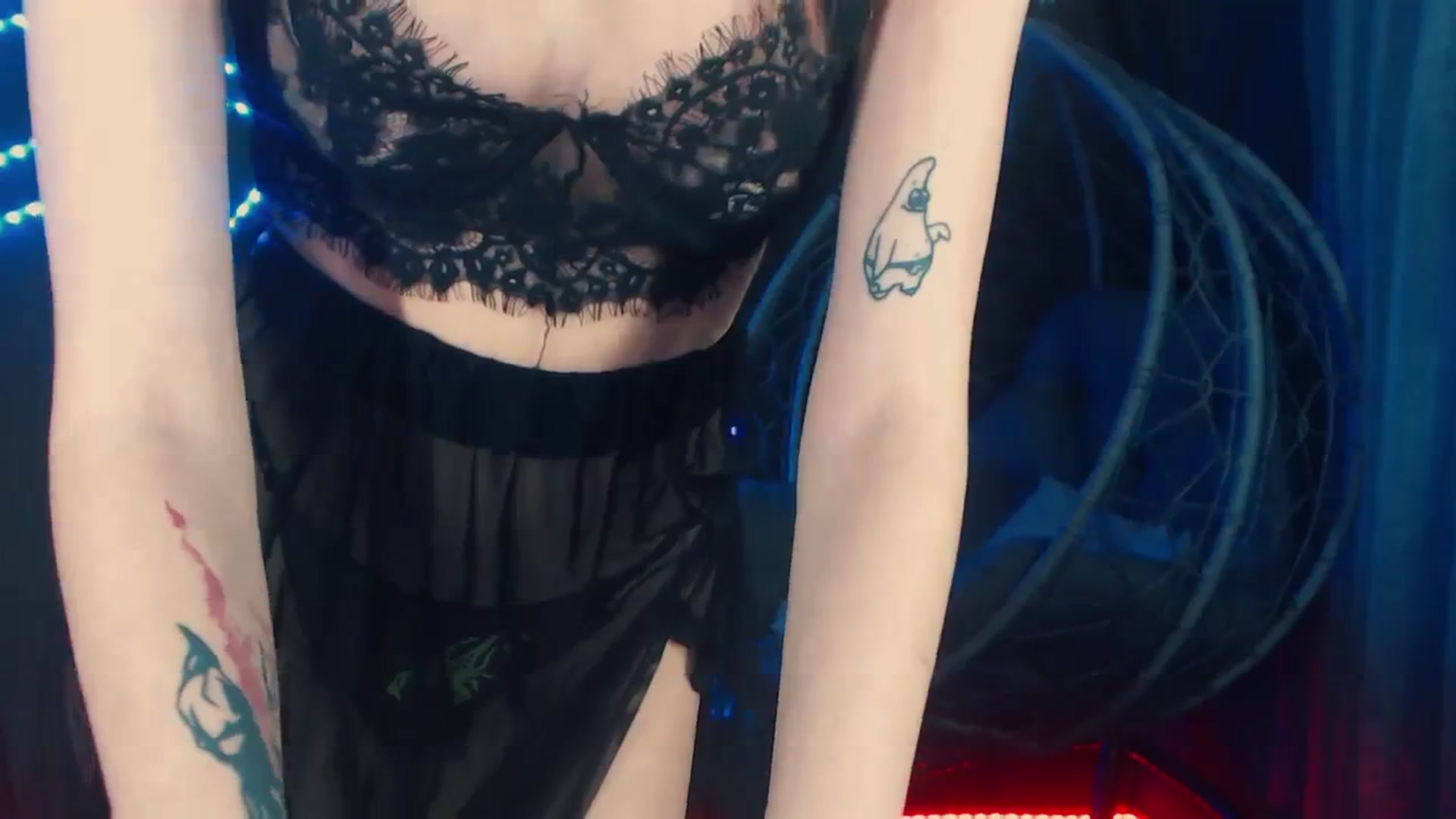 Gallery image thumbnail from LovelyGin's myfreecams stream on, 12/04/2023, 15:05 image 5 of 20