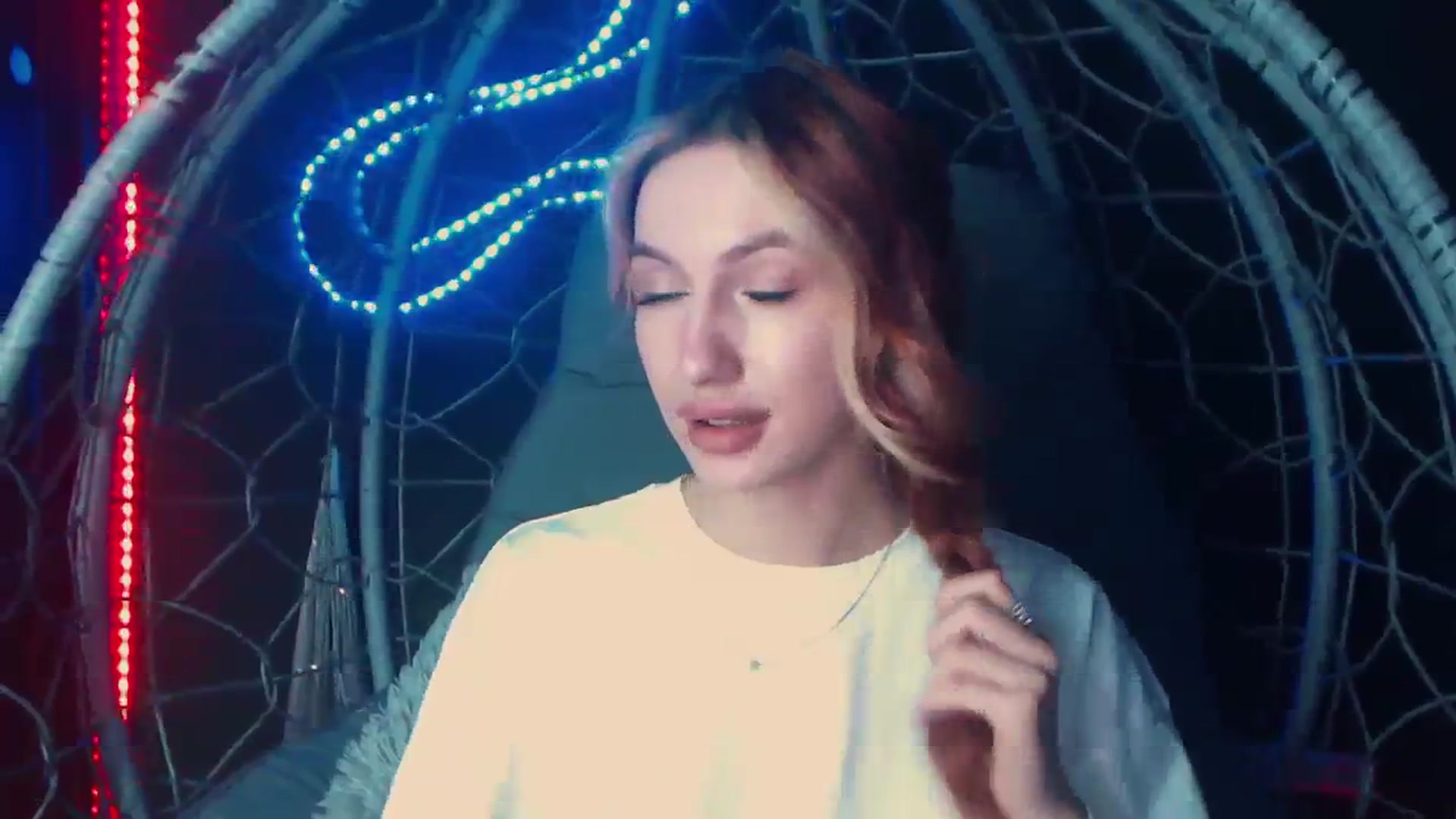 Gallery image thumbnail from LovelyGin's myfreecams stream on, 12/04/2023, 17:25 image 11 of 20