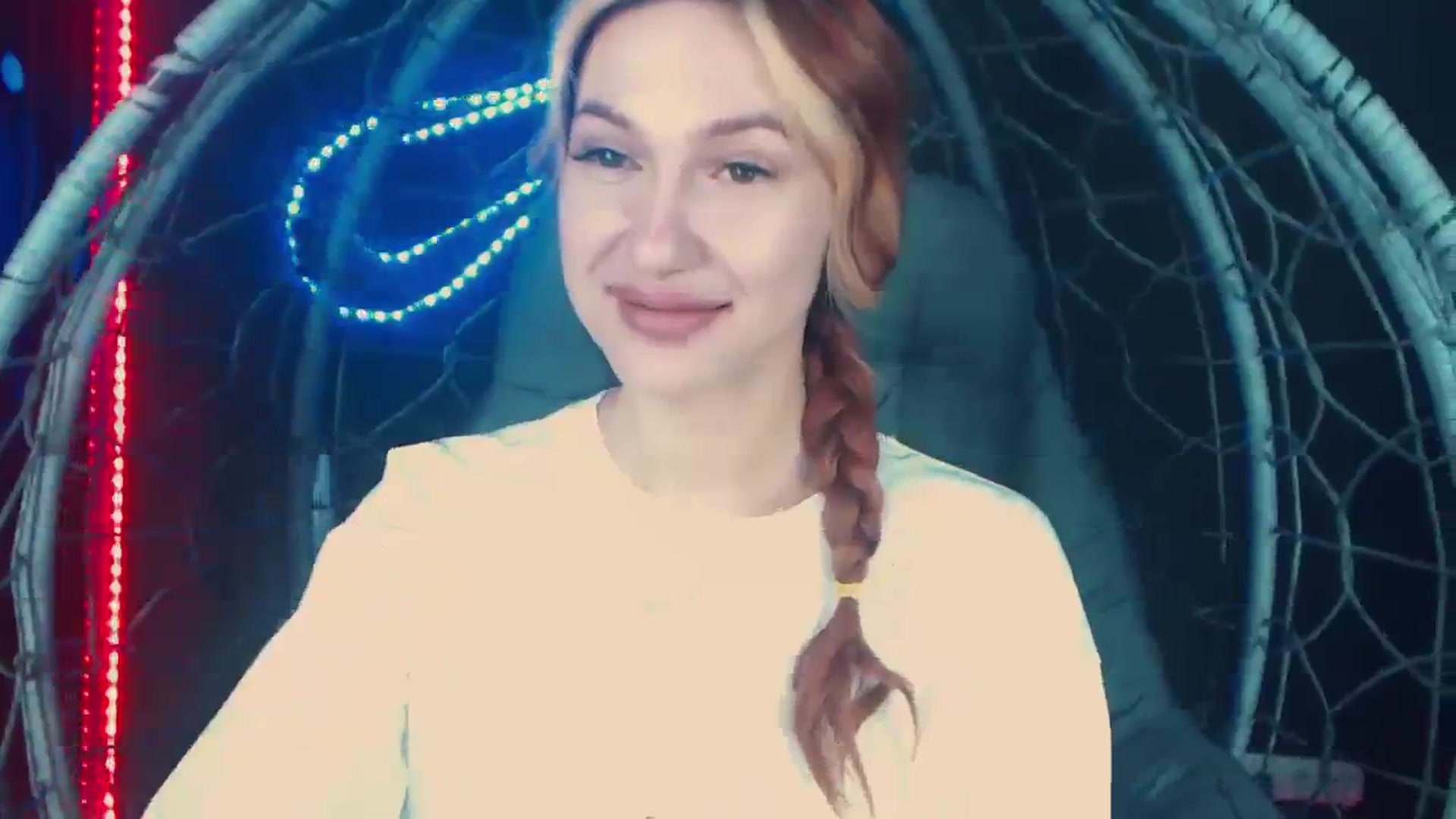 Gallery image thumbnail from LovelyGin's myfreecams stream on, 12/04/2023, 17:25 image 12 of 20