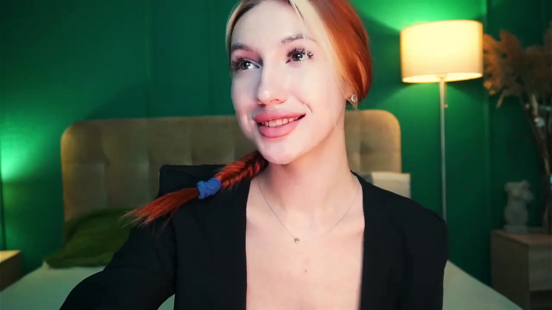 Gallery image thumbnail from LovelyGin's myfreecams stream on, 12/11/2023, 17:03 image 9 of 20
