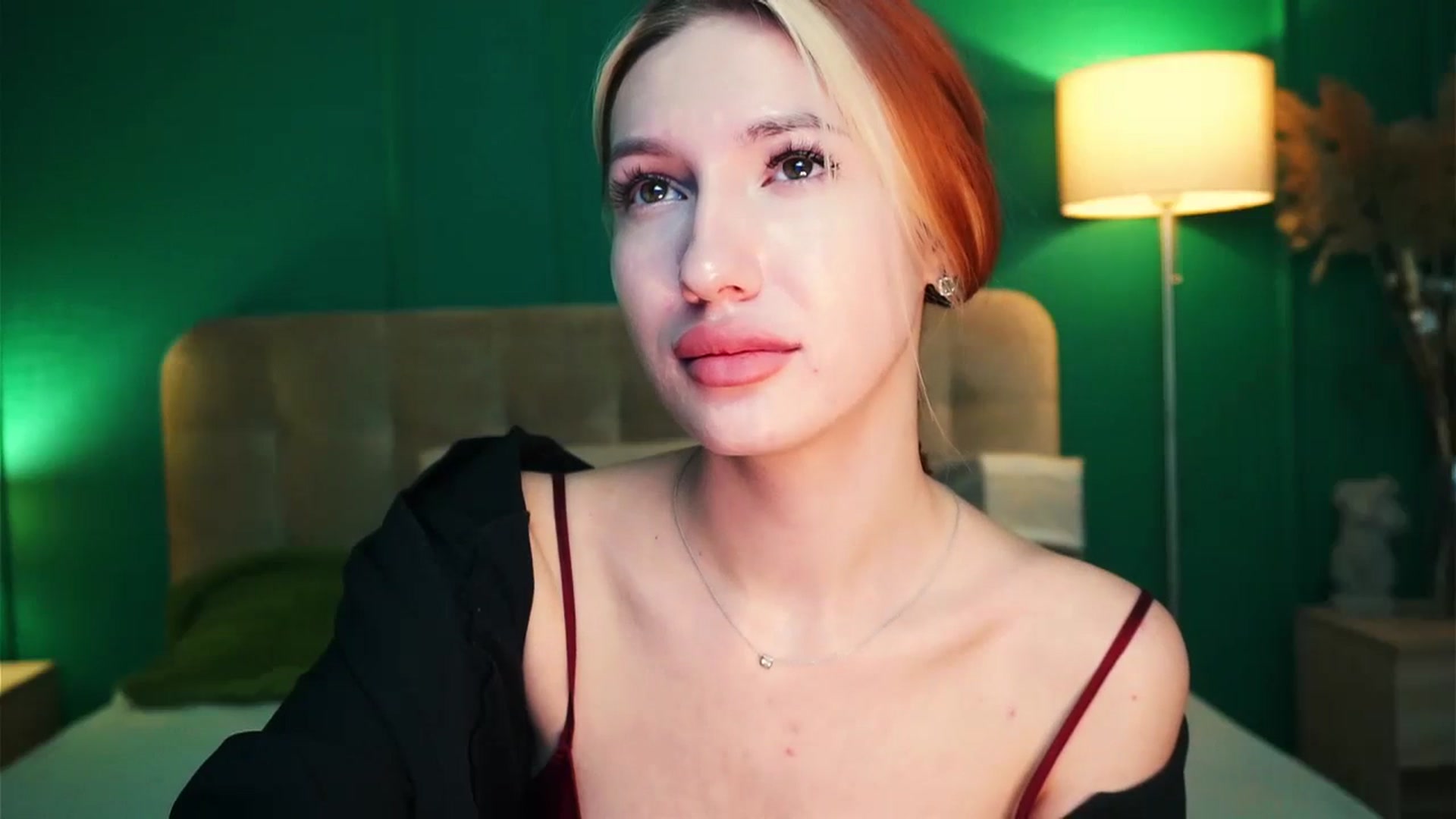 Gallery image thumbnail from LovelyGin's myfreecams stream on, 12/11/2023, 17:03 image 14 of 20