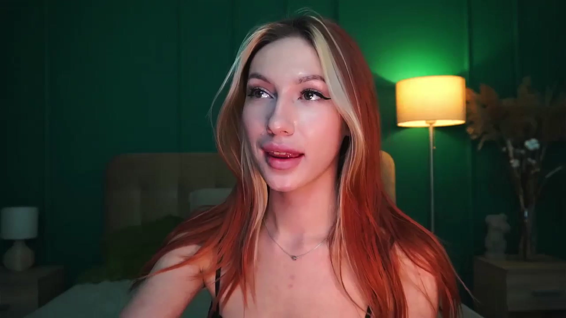 Gallery image thumbnail from LovelyGin's myfreecams stream on, 12/15/2023, 15:14 image 20 of 20