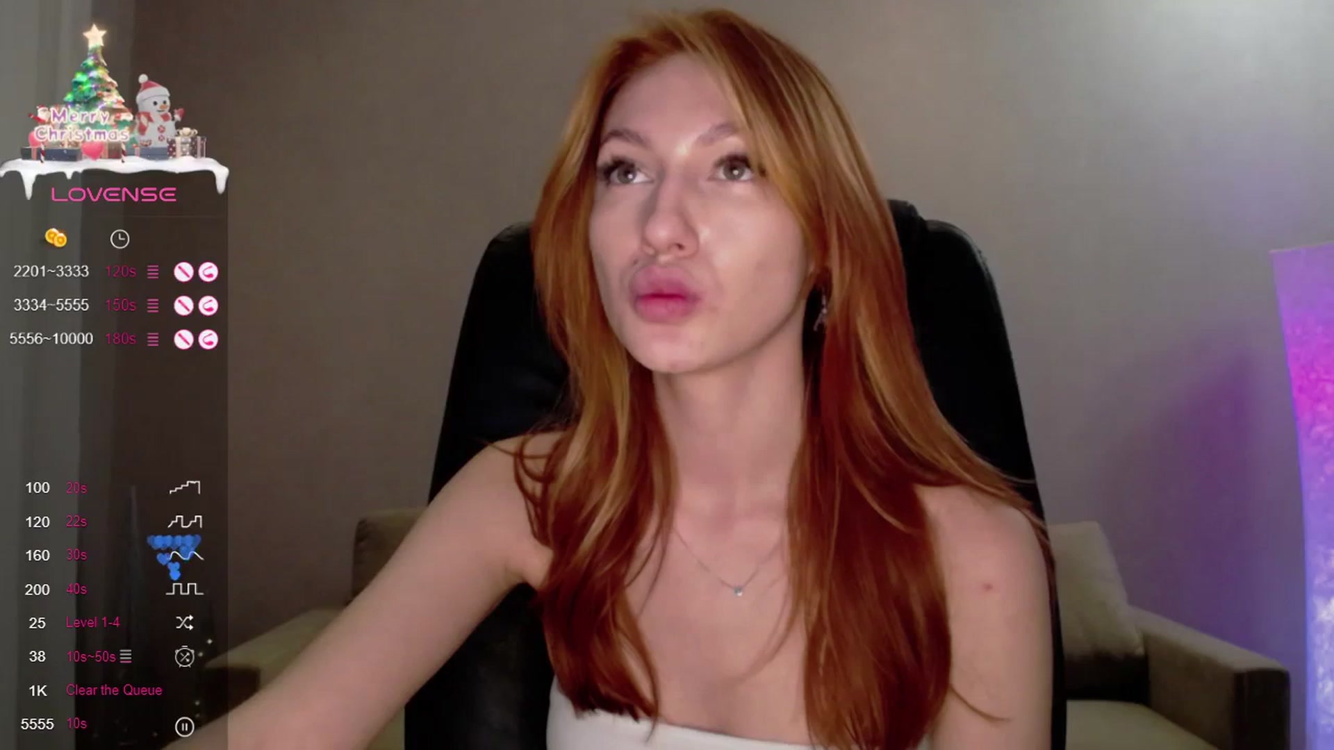 Gallery image thumbnail from LovelyGin's myfreecams stream on, 01/02/2024, 18:47 image 2 of 20