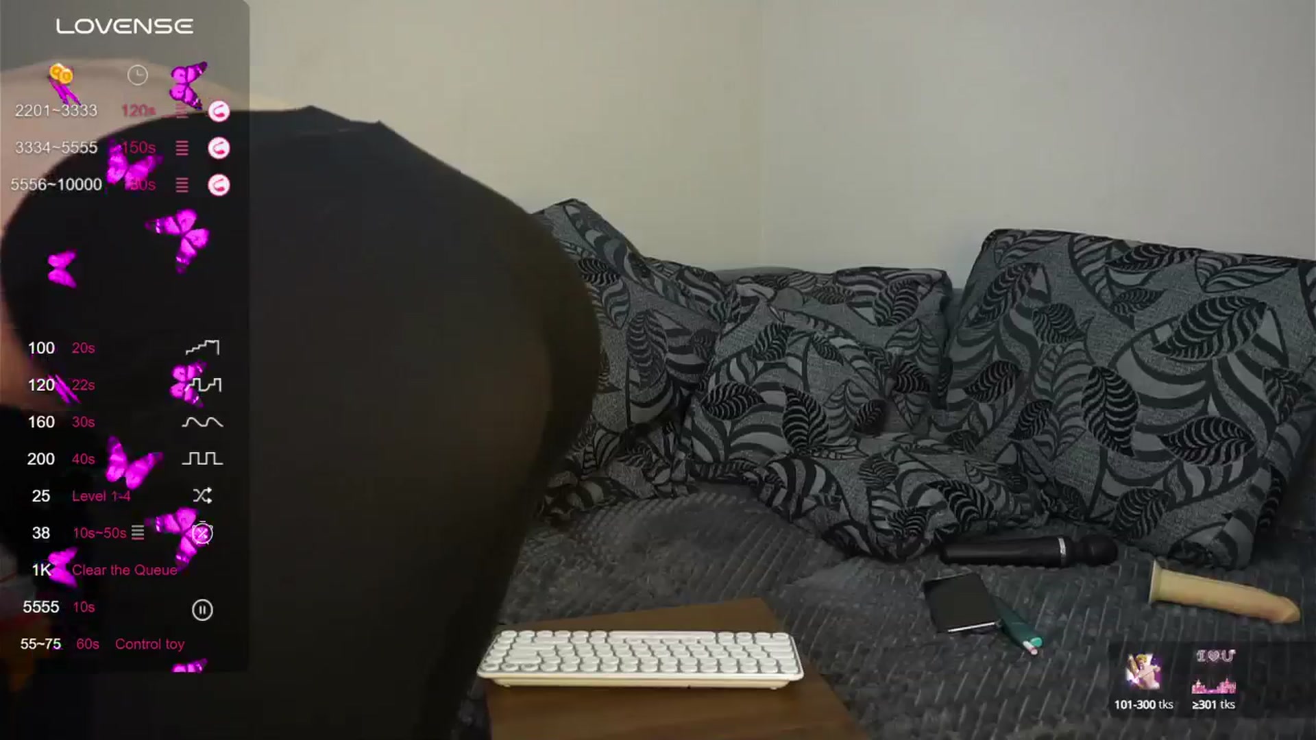 Gallery image thumbnail from LovelyGin's myfreecams stream on, 03/12/2024, 18:36 image 4 of 20
