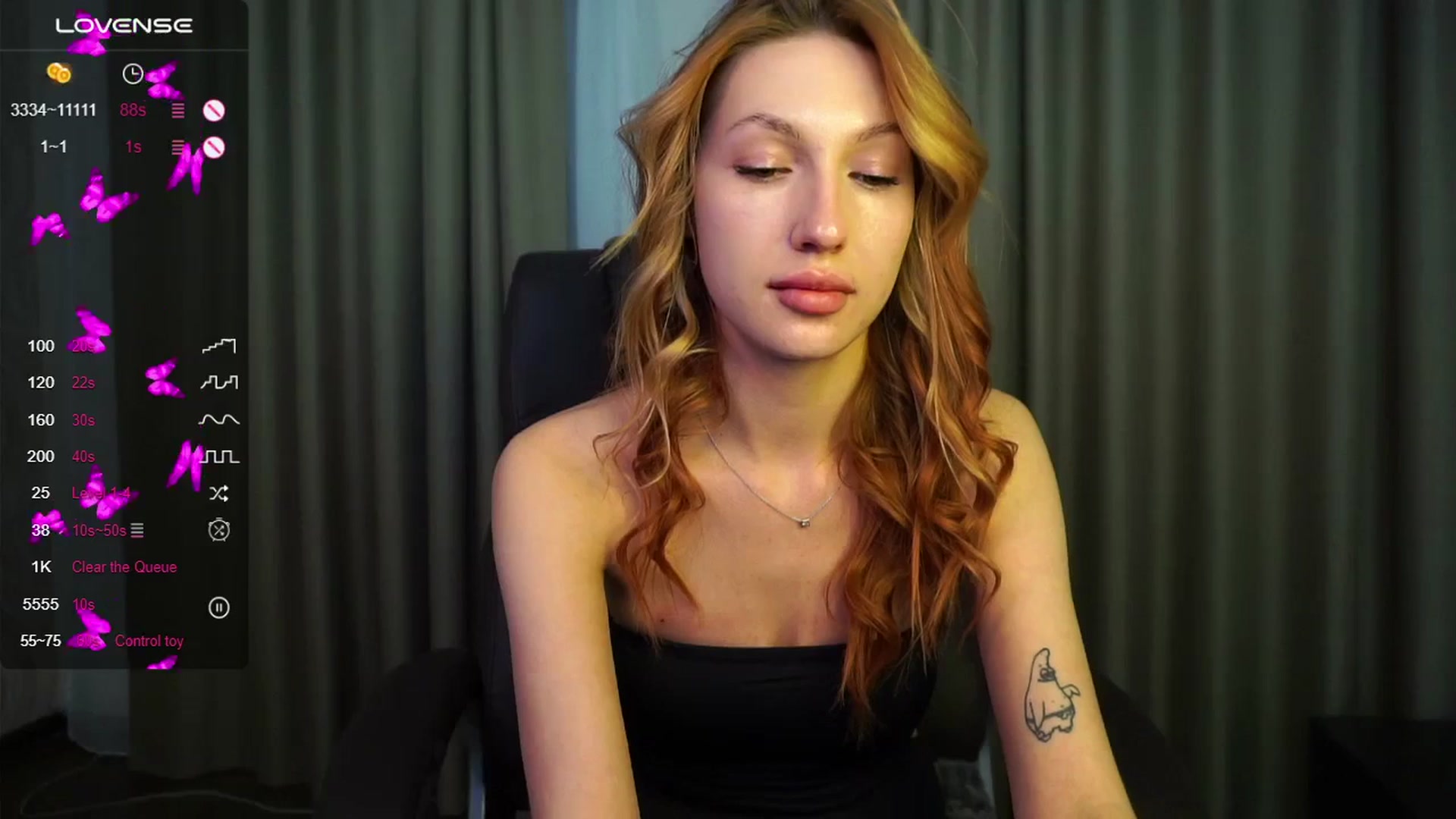 Gallery image thumbnail from LovelyGin's myfreecams stream on, 04/08/2024, 18:05 image 13 of 20