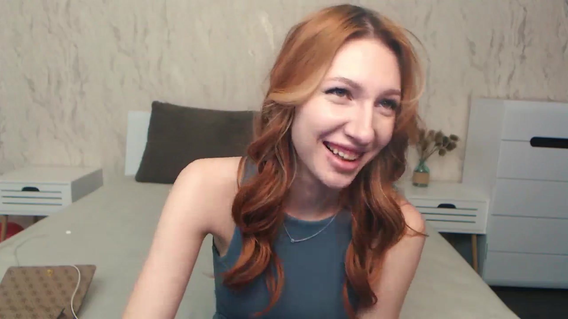 Gallery image thumbnail from LovelyGin's myfreecams stream on, 04/10/2024, 18:18 image 7 of 20