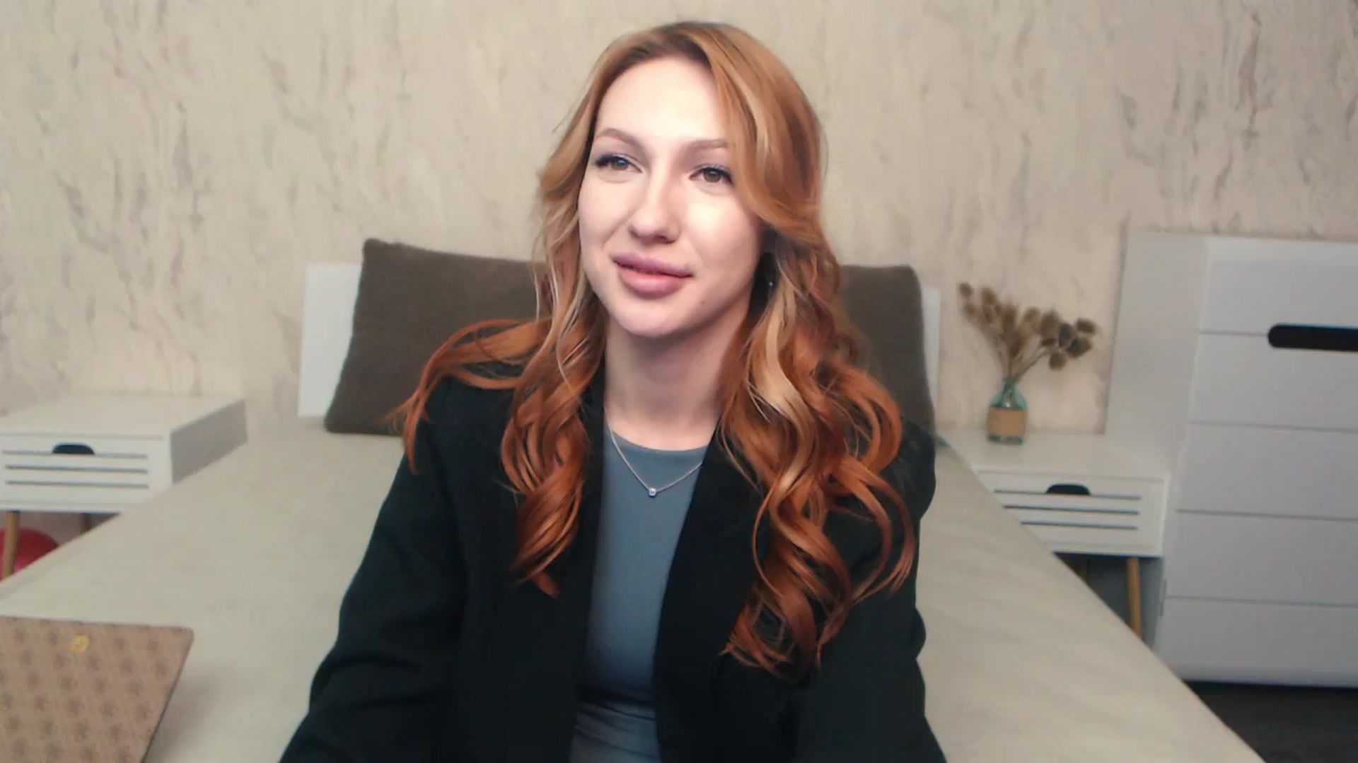 Gallery image thumbnail from LovelyGin's myfreecams stream on, 04/10/2024, 18:18 image 19 of 20