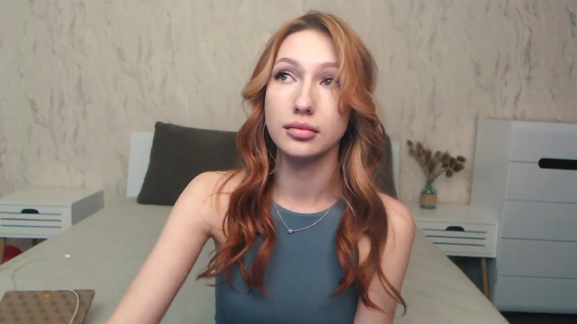 Gallery image thumbnail from LovelyGin's myfreecams stream on, 04/10/2024, 18:18 image 3 of 20