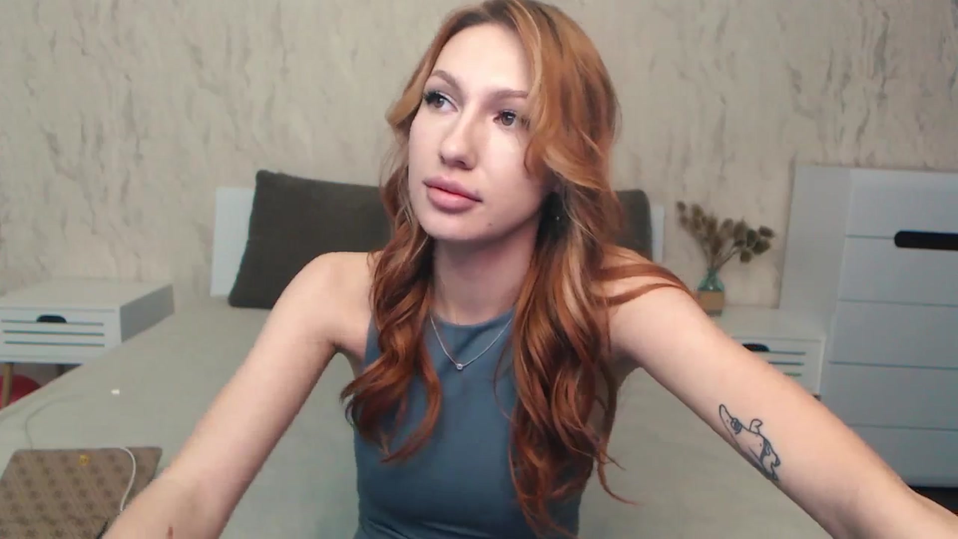 Gallery image thumbnail from LovelyGin's myfreecams stream on, 04/10/2024, 18:18 image 9 of 20