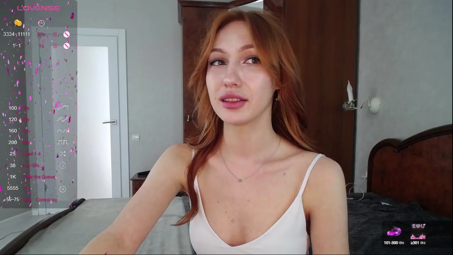 Gallery image thumbnail from LovelyGin's myfreecams stream on, 04/17/2024, 16:37 image 5 of 20