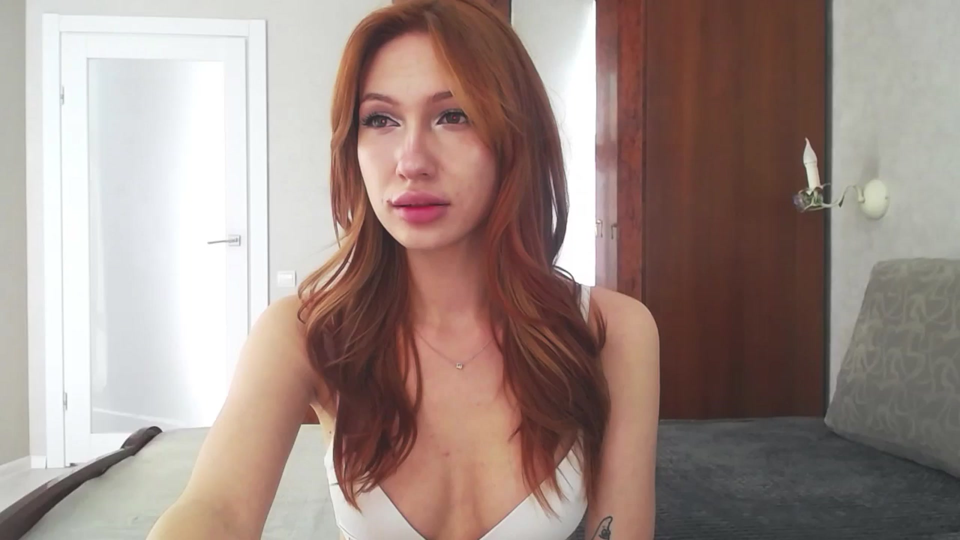 Gallery image thumbnail from LovelyGin's myfreecams stream on, 04/19/2024, 13:51 image 11 of 20