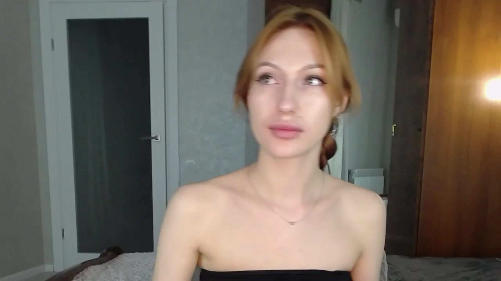 Gallery image thumbnail from LovelyGin's myfreecams stream on, 04/26/2024, 19:00 image 6 of 20