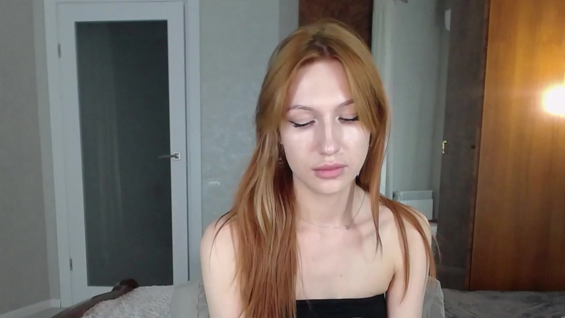 Gallery image thumbnail from LovelyGin's myfreecams stream on, 04/26/2024, 19:00 image 17 of 20