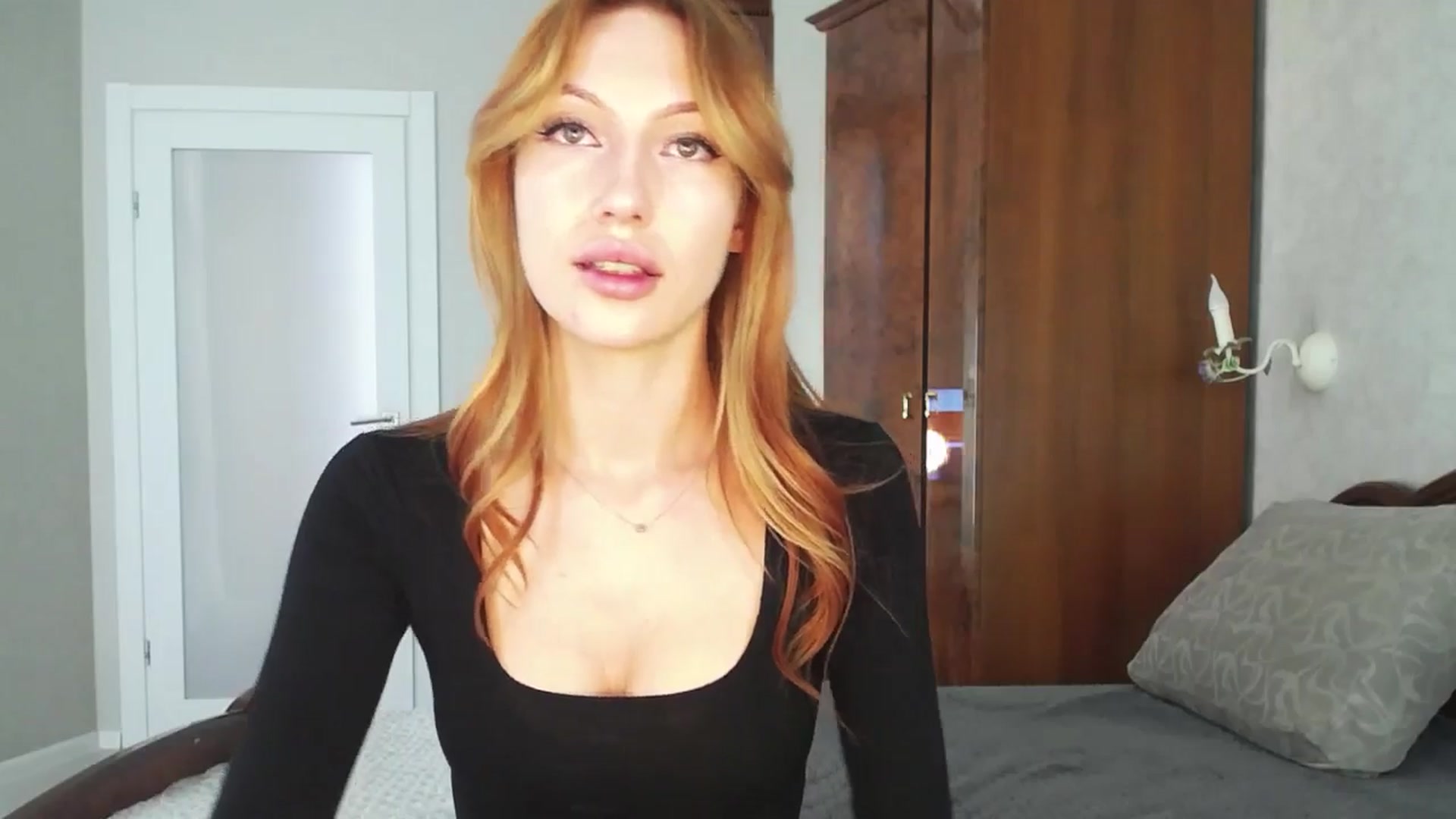 Gallery image thumbnail from LovelyGin's myfreecams stream on, 05/03/2024, 16:58 image 10 of 20