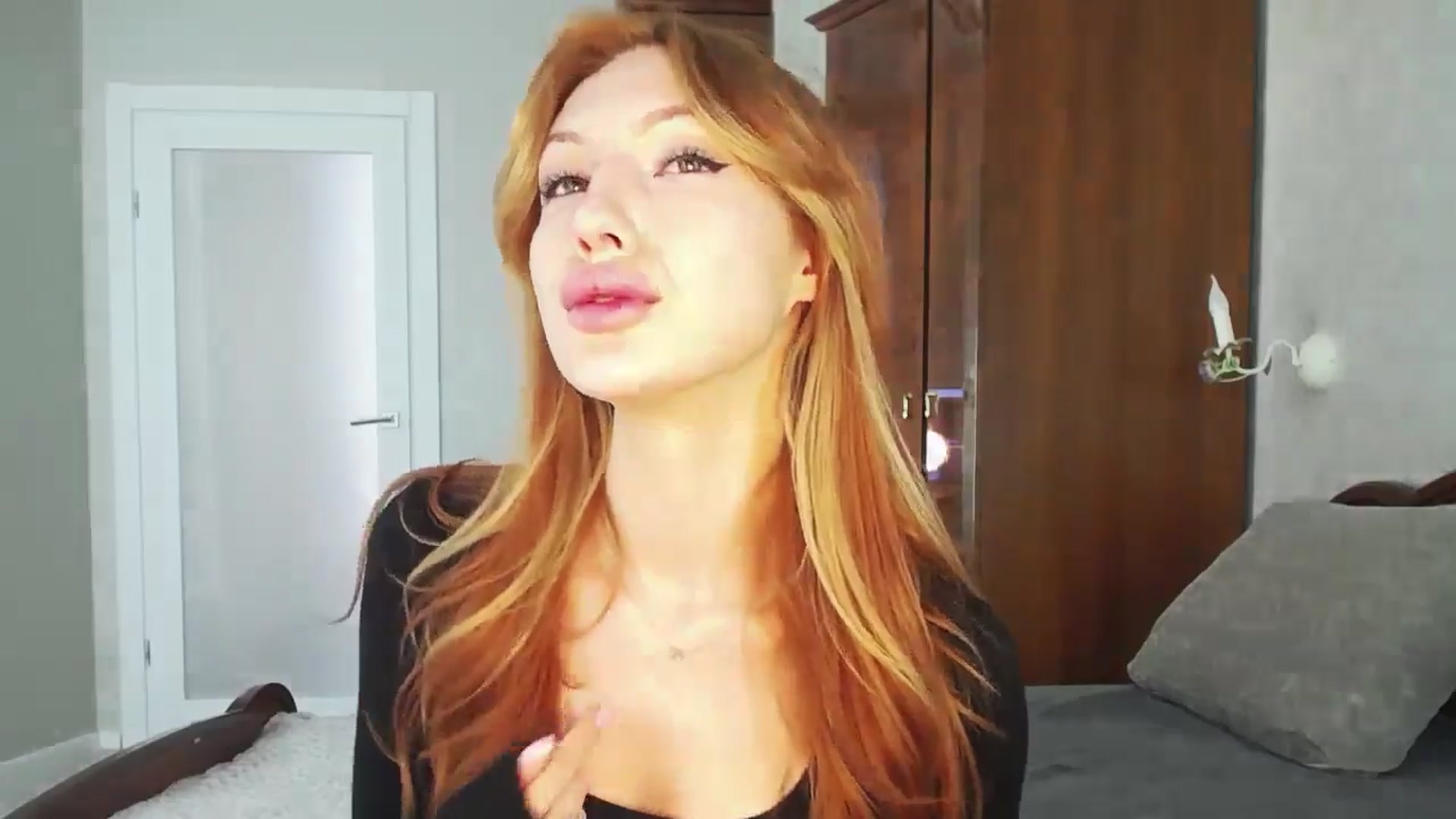 Gallery image thumbnail from LovelyGin's myfreecams stream on, 05/03/2024, 16:58 image 9 of 20