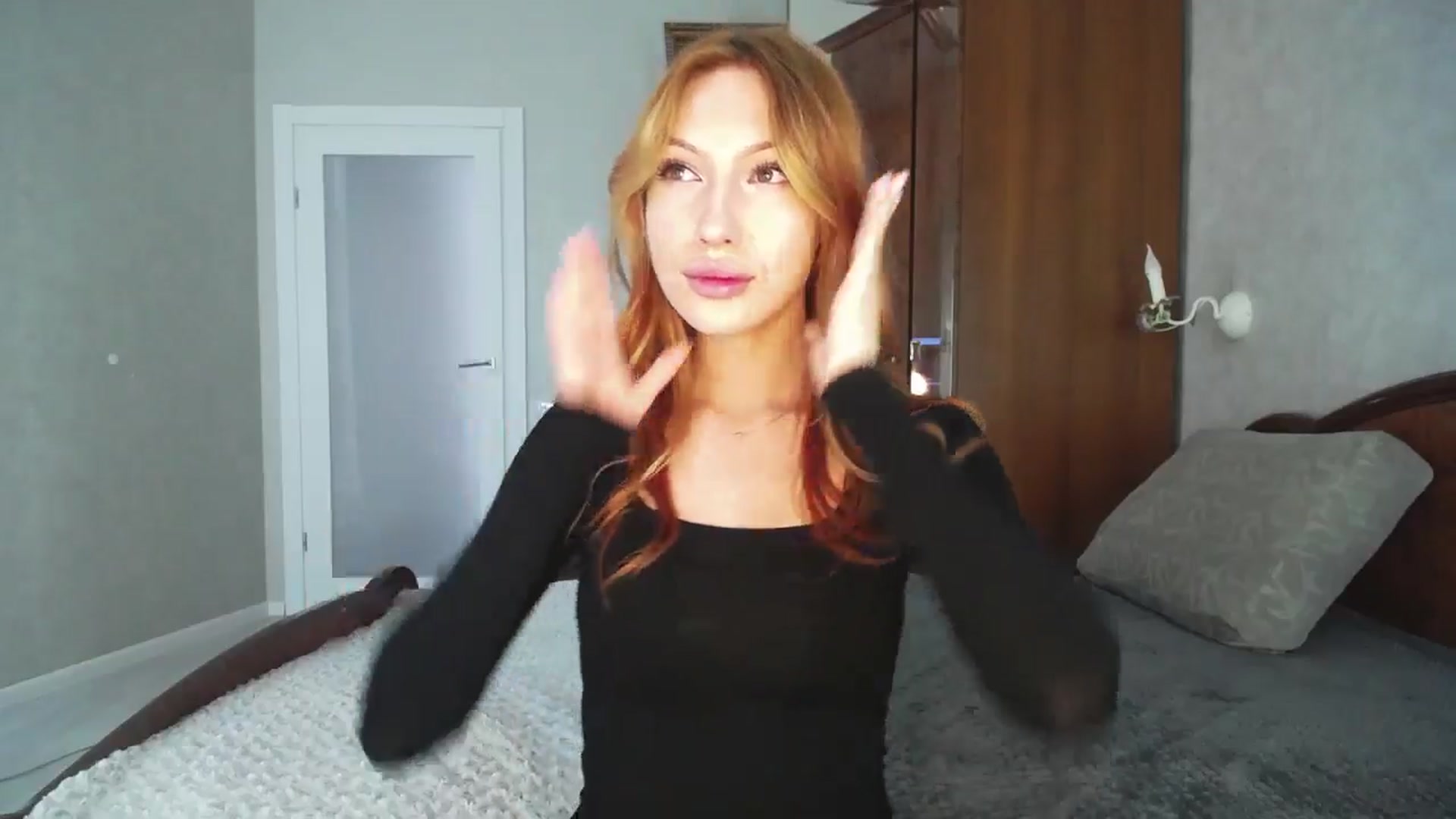 Gallery image thumbnail from LovelyGin's myfreecams stream on, 05/03/2024, 16:58 image 15 of 20