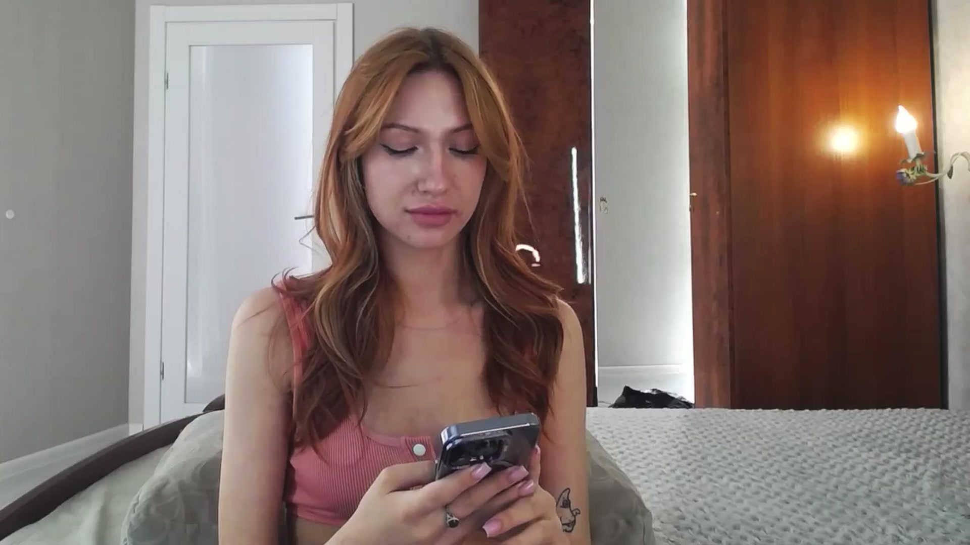Gallery image thumbnail from LovelyGin's myfreecams stream on, 05/11/2024, 16:02 image 9 of 20