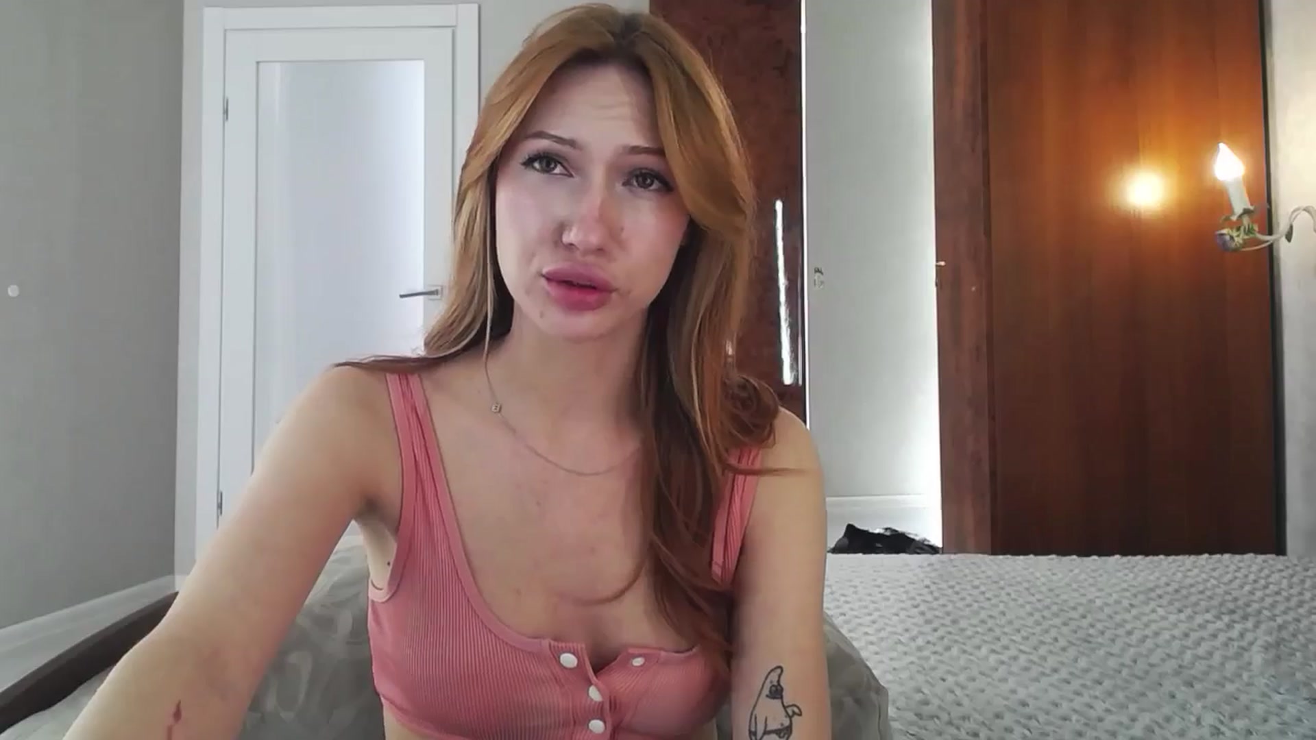 Gallery image thumbnail from LovelyGin's myfreecams stream on, 05/11/2024, 16:02 image 8 of 20