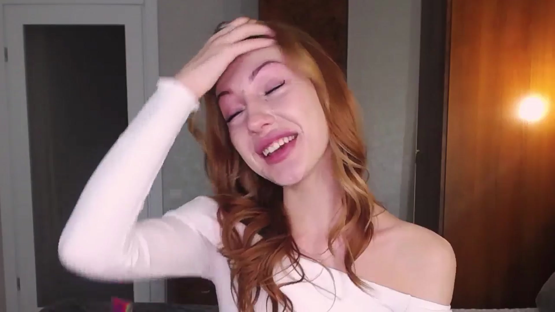 Gallery image thumbnail from LovelyGin's myfreecams stream on, 05/15/2024, 20:02 image 10 of 20