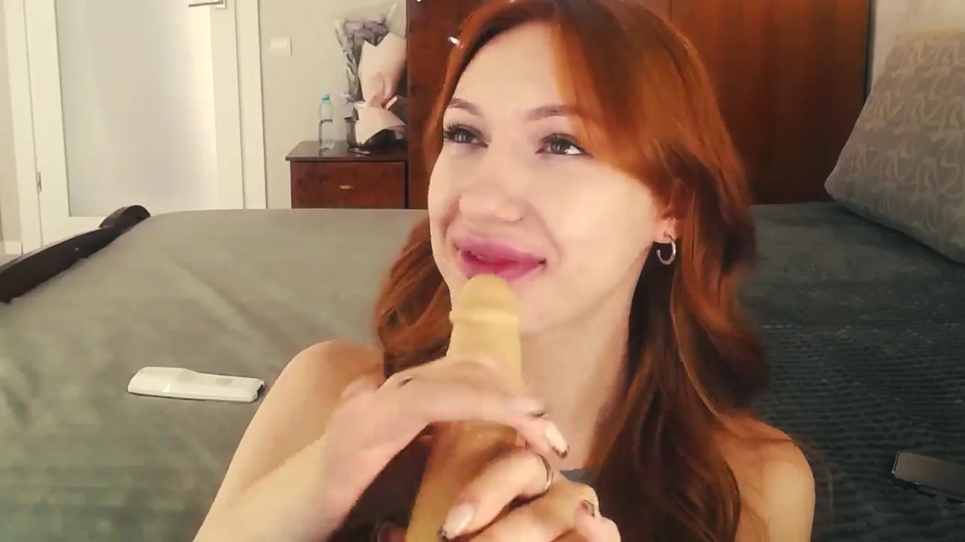 Gallery image thumbnail from LovelyGin's myfreecams stream on, 06/12/2024, 15:00 image 2 of 20