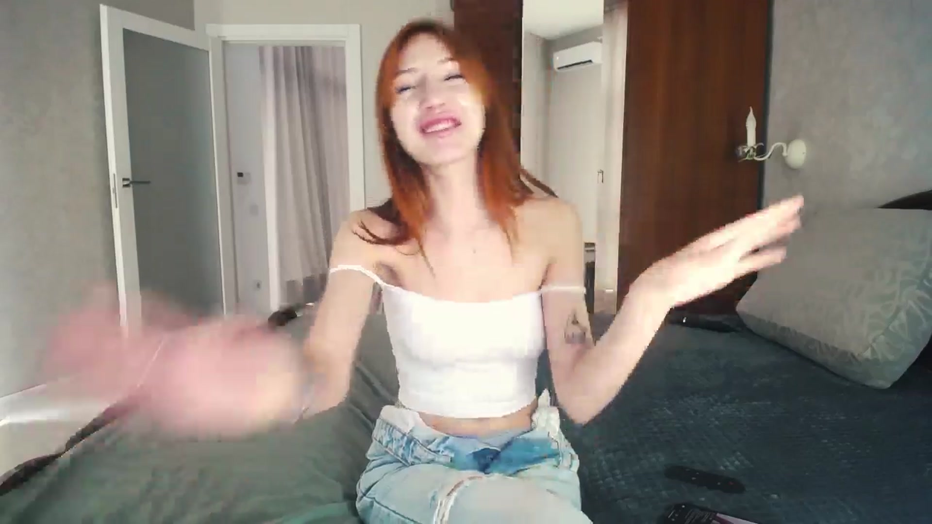 Gallery image thumbnail from LovelyGin's myfreecams stream on, 06/14/2024, 15:05 image 18 of 20