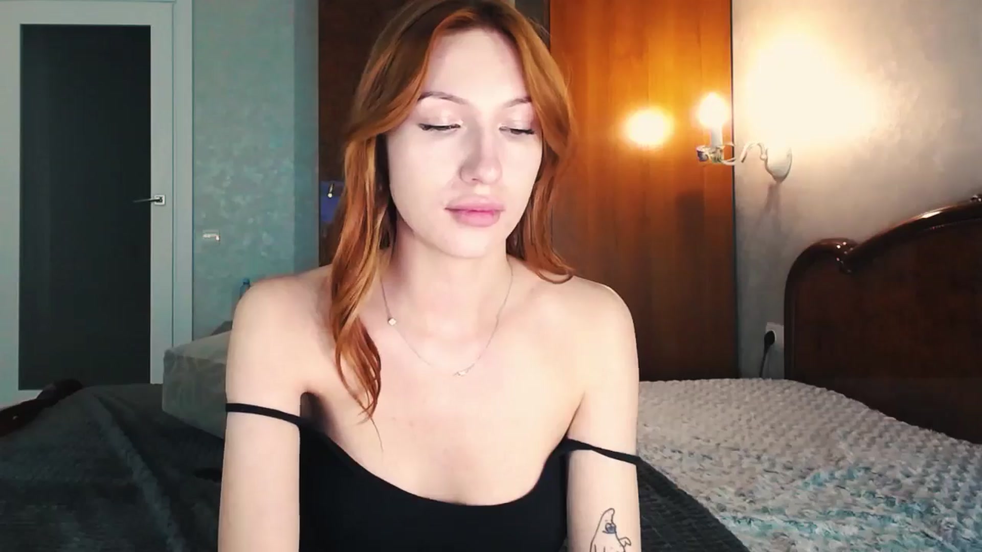 Gallery image thumbnail from LovelyGin's myfreecams stream on, 06/18/2024, 18:30 image 12 of 20